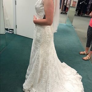 Wedding dress NWT